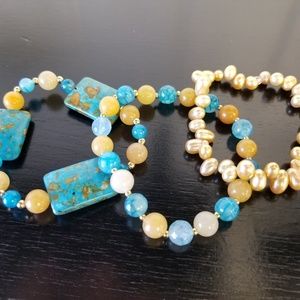 Stretch bracelets set of 3pcs Agate and Pearls